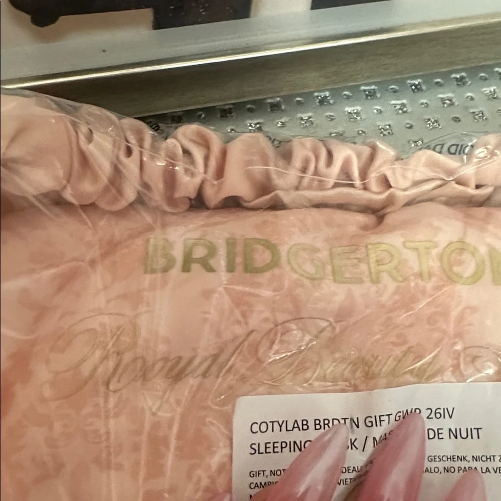 Bridgerton satin eye